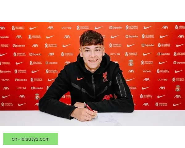 利物浦后卫钱伯斯租借查尔顿